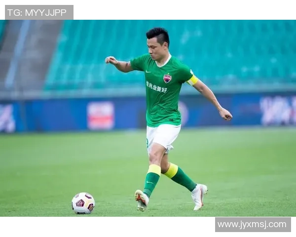 广州羽毛球队在锦标赛积分榜上以69分稳居第一名展现强劲实力