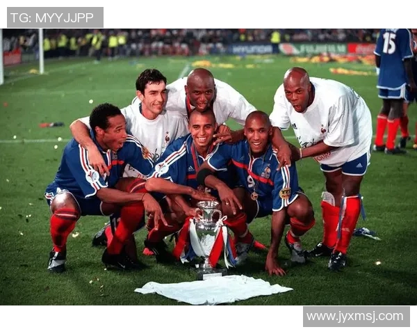 法国足球明星的璀璨星光与传奇故事探秘