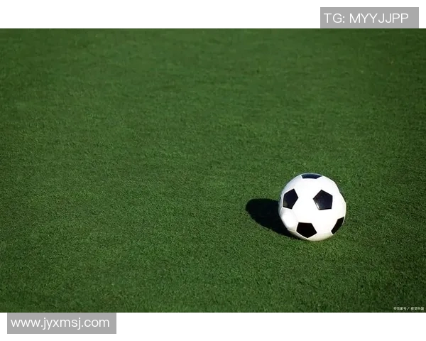 法国足球优雅之星：他如何在绿茵场上展现魅力与风采