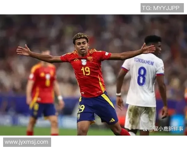 尔开头的足球明星们的辉煌成就与传奇故事揭秘