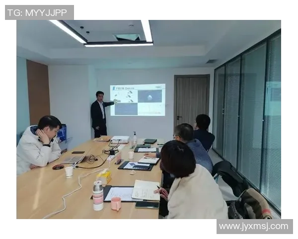 深圳羽毛球队的成功运营策略与发展模式深度分析 深圳羽毛球队的成功运营策略与发展模式深度分析